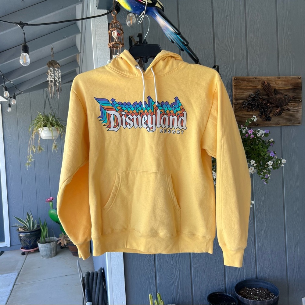 Disney Parks Hoodie Sweatshirt Adult Size Small Retro Disneyland Resort Yellow